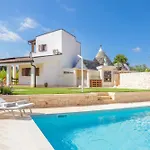 Td Trulli Saveni Trulli With Pool Near The Centre Castellana Grotte