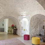 Td Trulli Saveni Trulli With Pool Near The Centre * Castellana Grotte